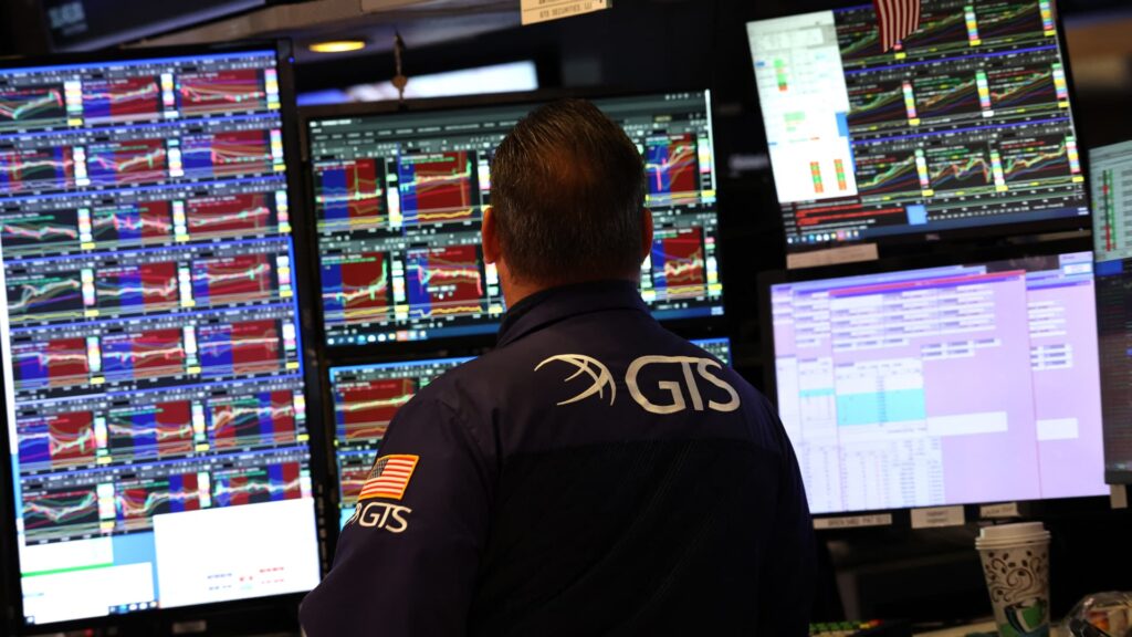 Invesco looks at income portfolio strategies Invesco looks at income portfolio strategies