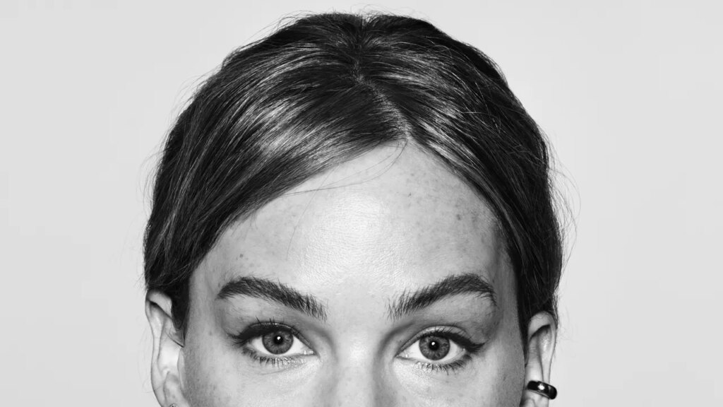 Jennifer Lawrence Goes Dark | The New Yorker