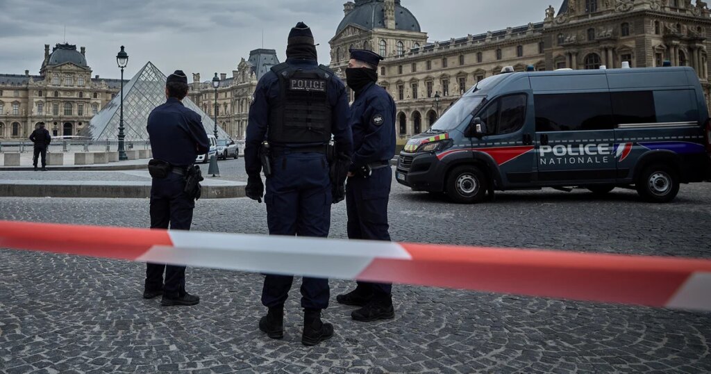 Prosecutor says no sign yet of jewels taken in Louvre robbery, as two suspects admit partial guilt