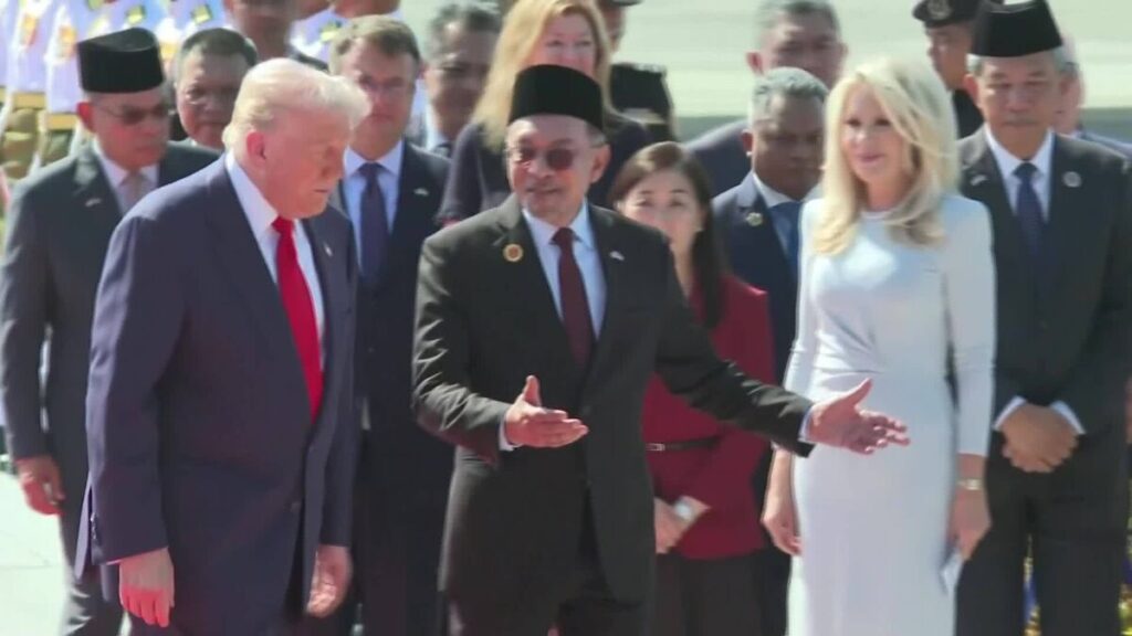 Trump Greets Malaysian Officials, Dances