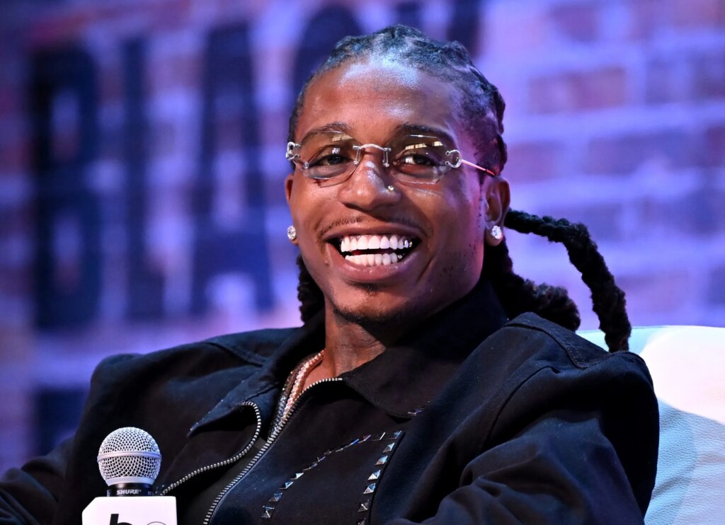 Jacquees Flexes Platinum Plaques After Mario Debates His Vocals