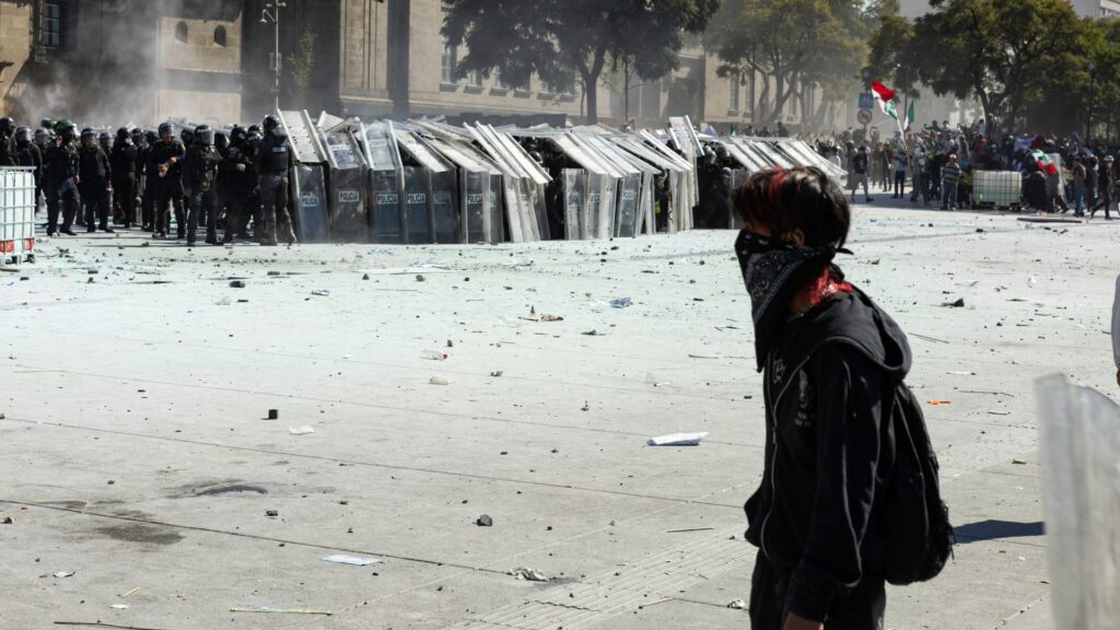 Mexico’s Gen Z Protests Put Sheinbaum in a Bind Mexico’s Gen Z Protests Put Sheinbaum in a Bind