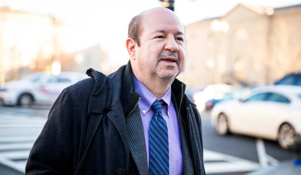 Michael Mann Finally Goes Away